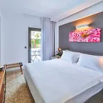 Hotel Amare