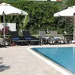 Hotel Amare